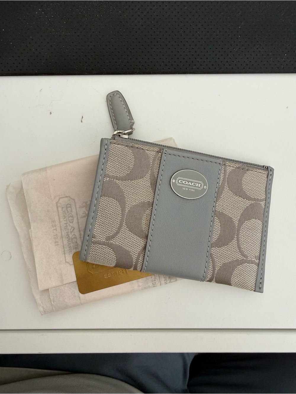 Coach Small Zip Card Case in Grey